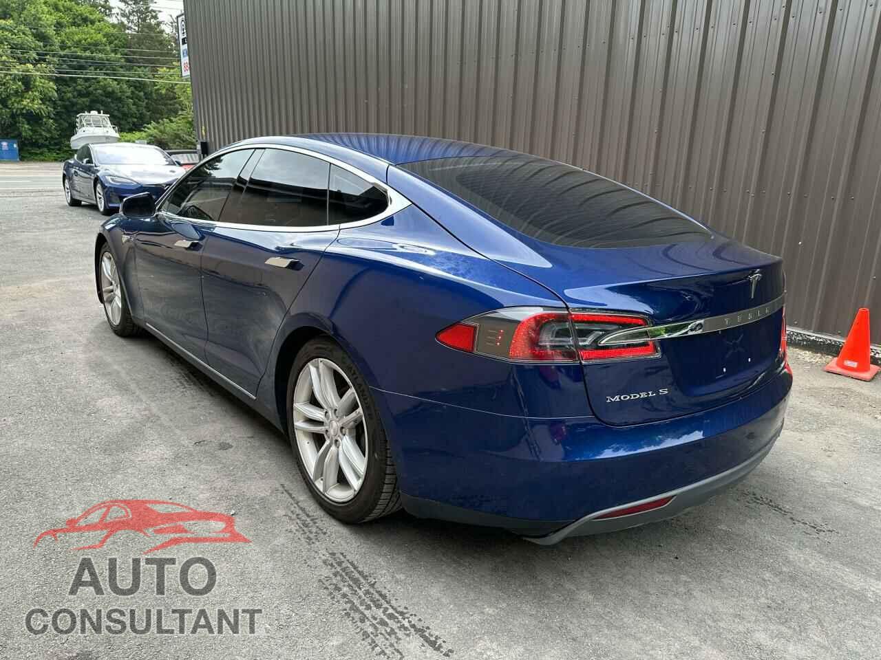 TESLA MODEL S 2015 - 5YJSA1H27FF091683