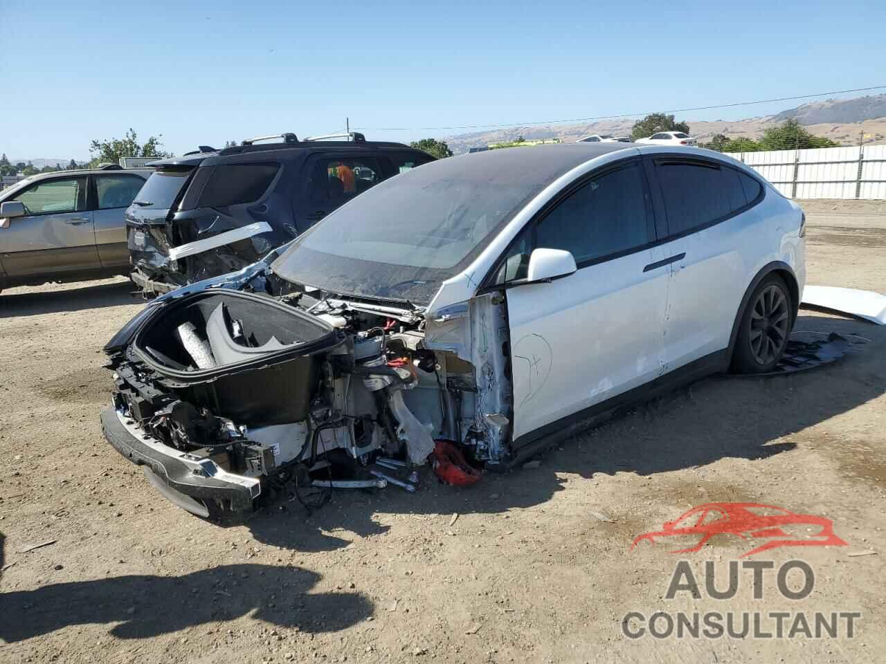 TESLA MODEL X 2024 - 7SAXCBE62RF458901