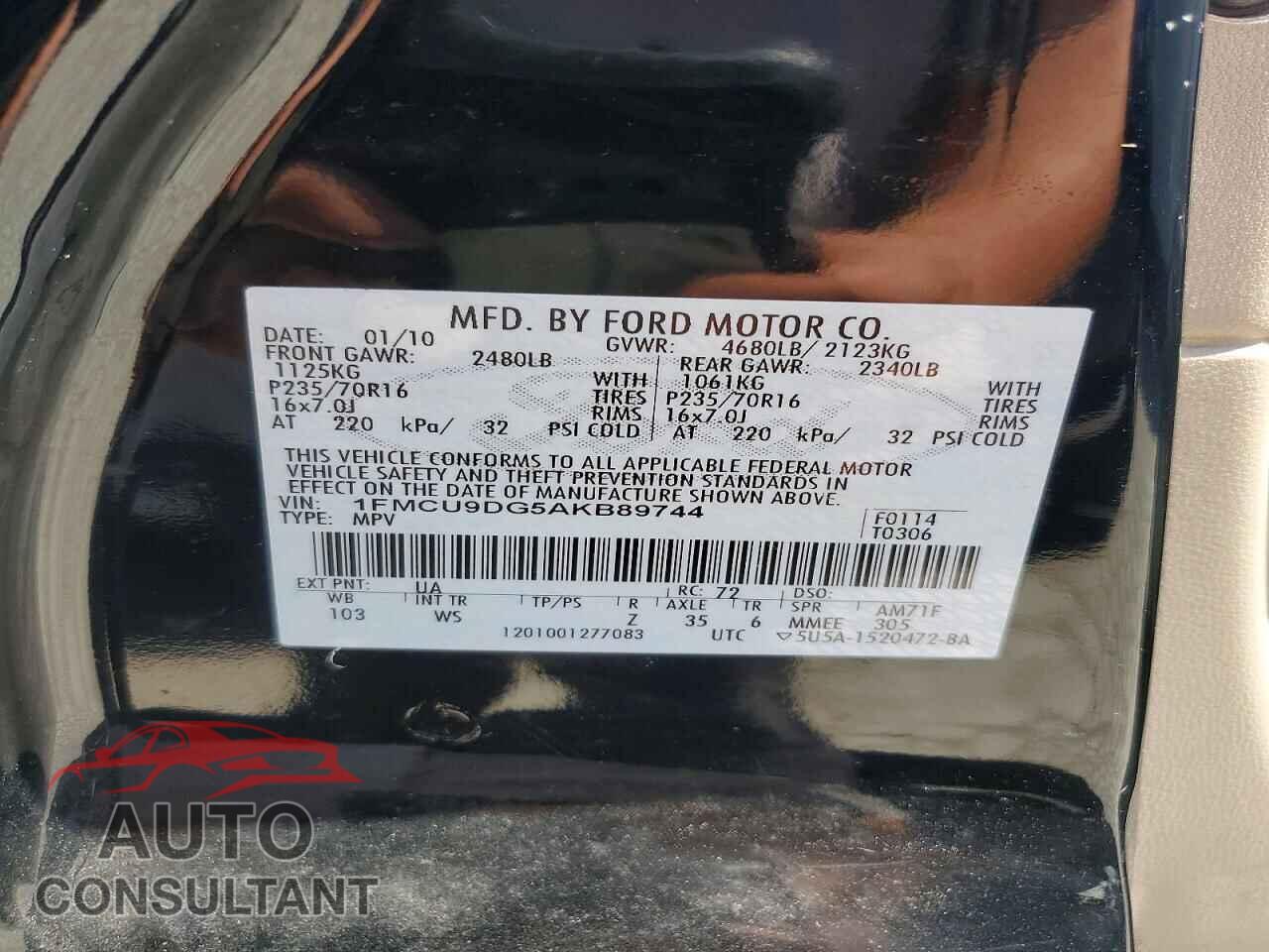 FORD ESCAPE 2010 - 1FMCU9DG5AKB89744