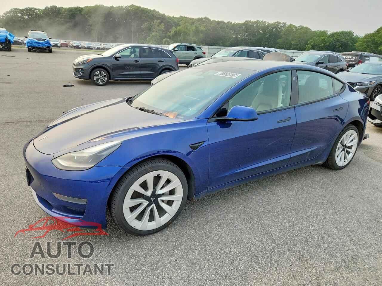 TESLA MODEL 3 2022 - 5YJ3E1EA0NF290318