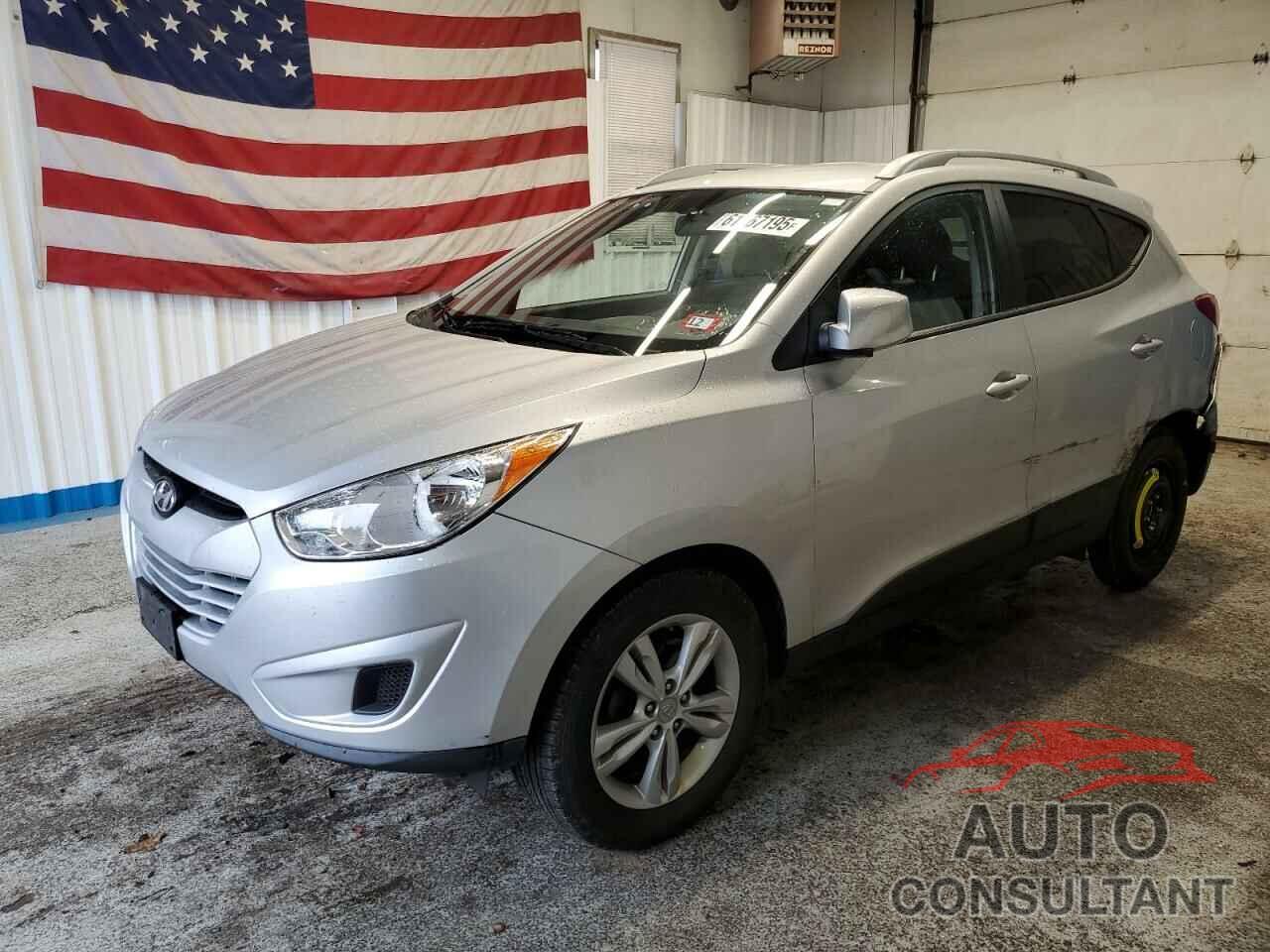 HYUNDAI TUCSON 2010 - KM8JU3AC7AU017595