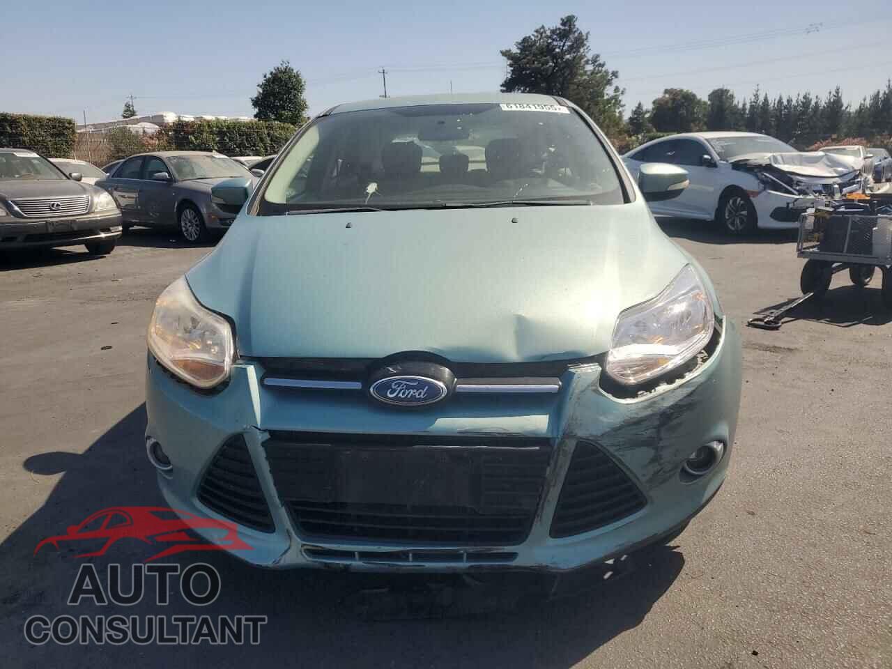 FORD FOCUS 2012 - 1FAHP3M20CL157371