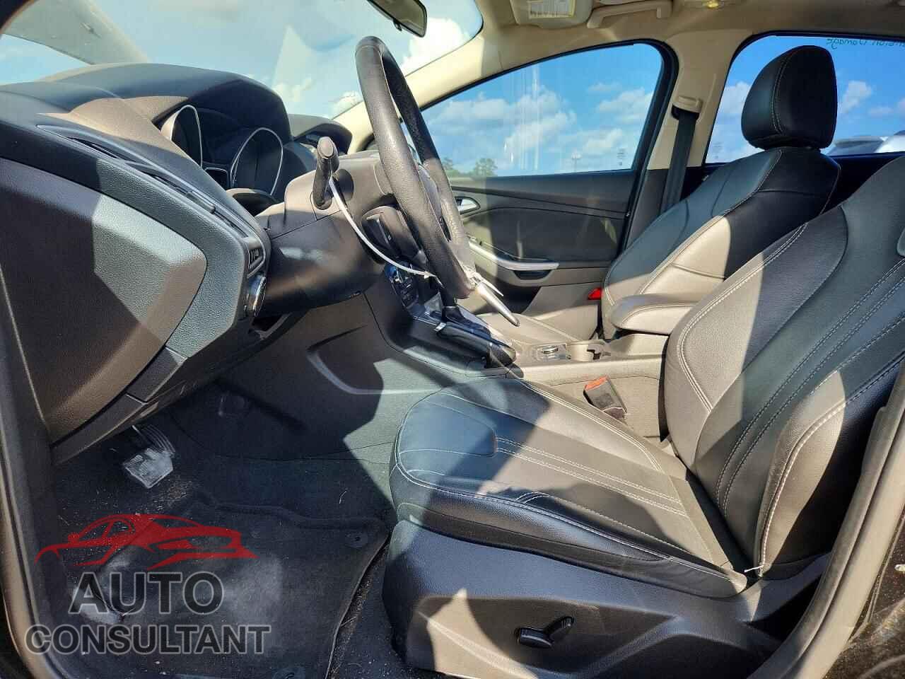 FORD FOCUS 2014 - 1FADP3N20EL281124