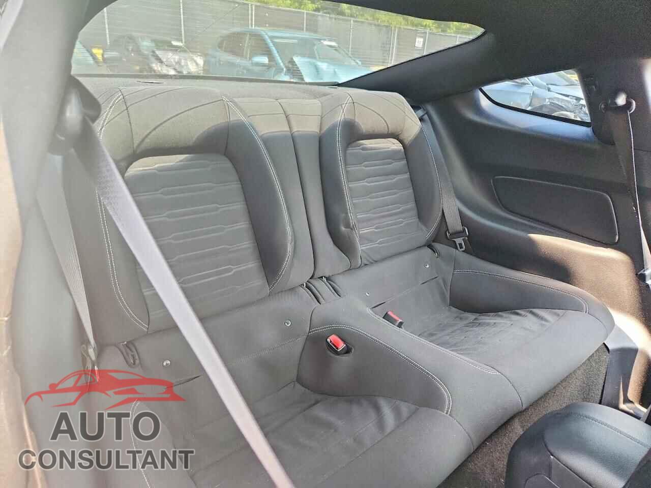 FORD MUSTANG 2015 - 1FA6P8CF6F5429827