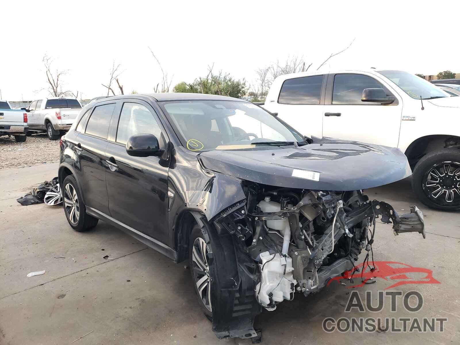 MITSUBISHI OUTLANDER 2021 - JA4APUAU9MU001049