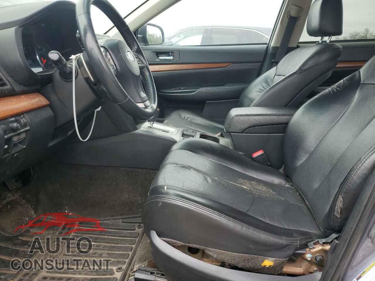 SUBARU OUTBACK 2014 - 4S4BRBLC3E3323492