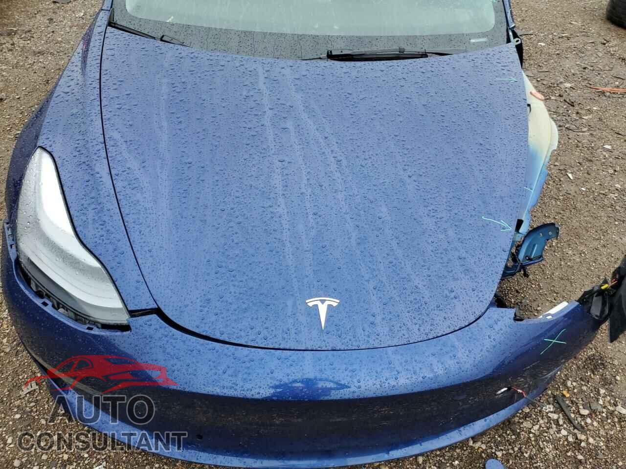 TESLA MODEL 3 2021 - 5YJ3E1EA2MF087123