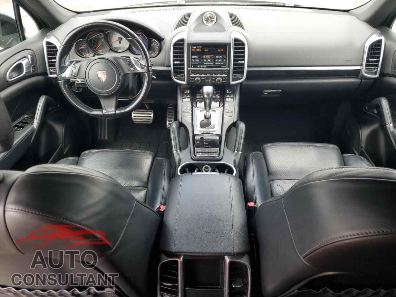 PORSCHE CAYENNE 2013 - WP1AB2A21DLA83239