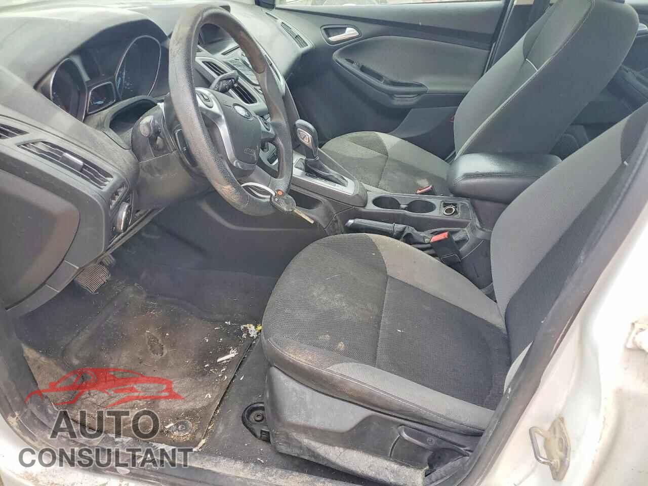 FORD FOCUS 2014 - 1FADP3F28EL270824