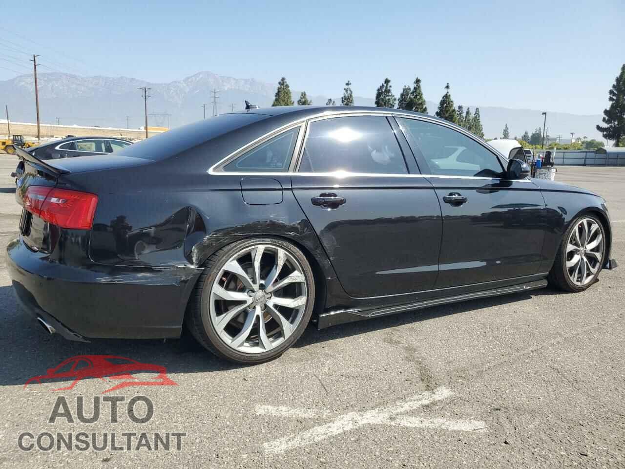 AUDI A6 2013 - WAUGFAFC0DN082662