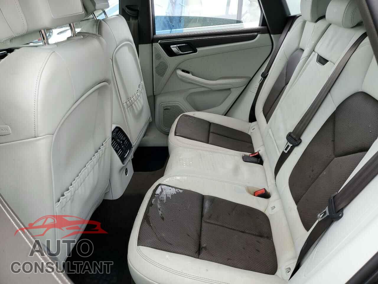 PORSCHE MACAN 2021 - WP1AG2A54MLB50802