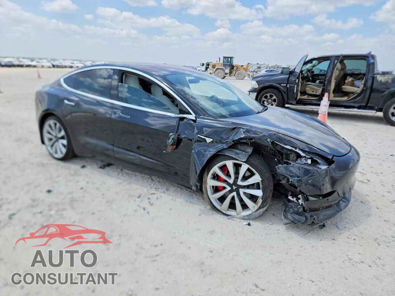 TESLA MODEL 3 2018 - 5YJ3E1EB7JF070077