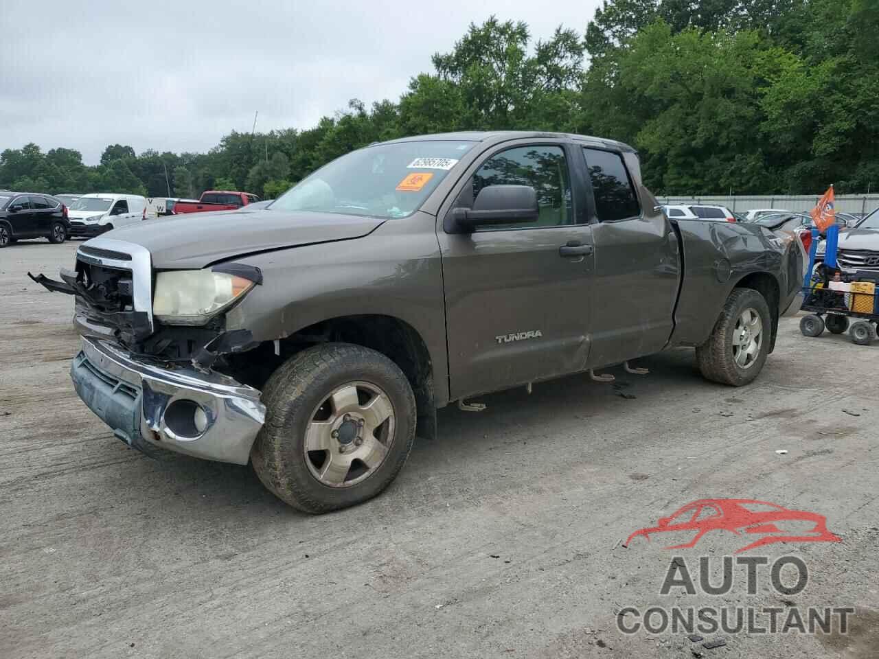 TOYOTA TUNDRA 2011 - 5TFUM5F14BX024556