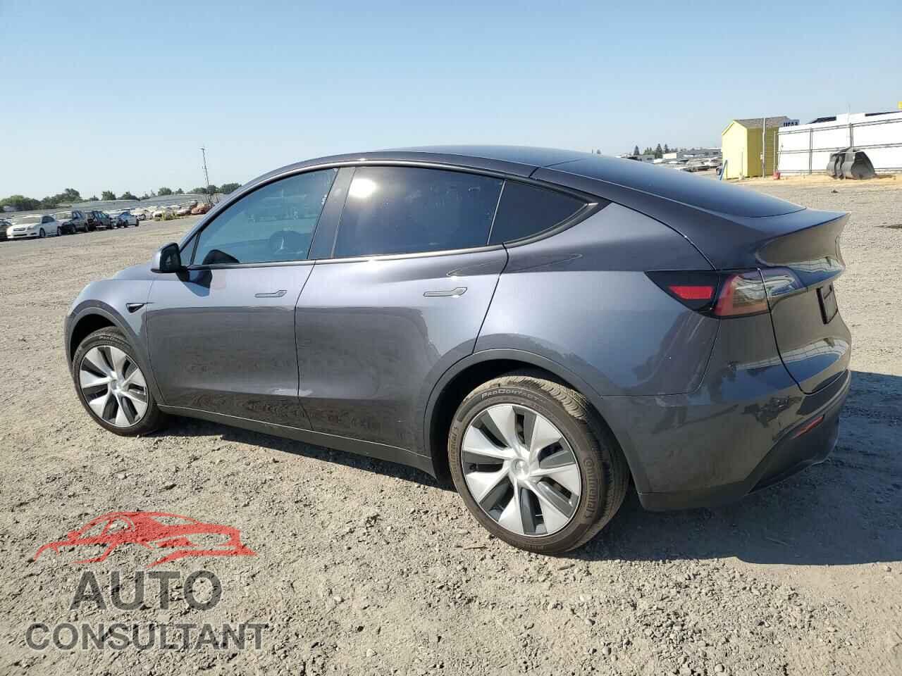TESLA MODEL Y 2023 - 7SAYGDED0PF977901