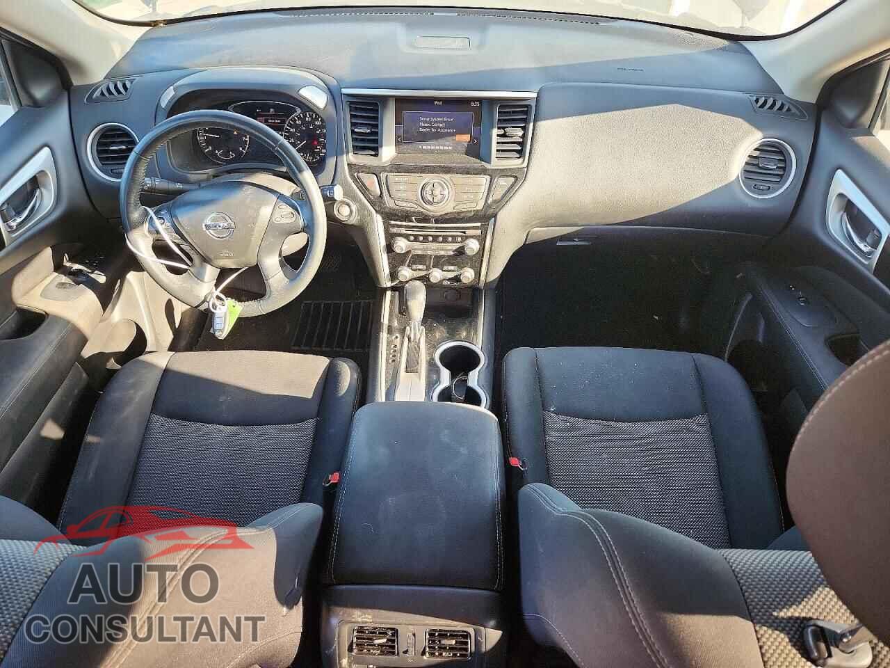 NISSAN PATHFINDER 2017 - 5N1DR2MN0HC678343