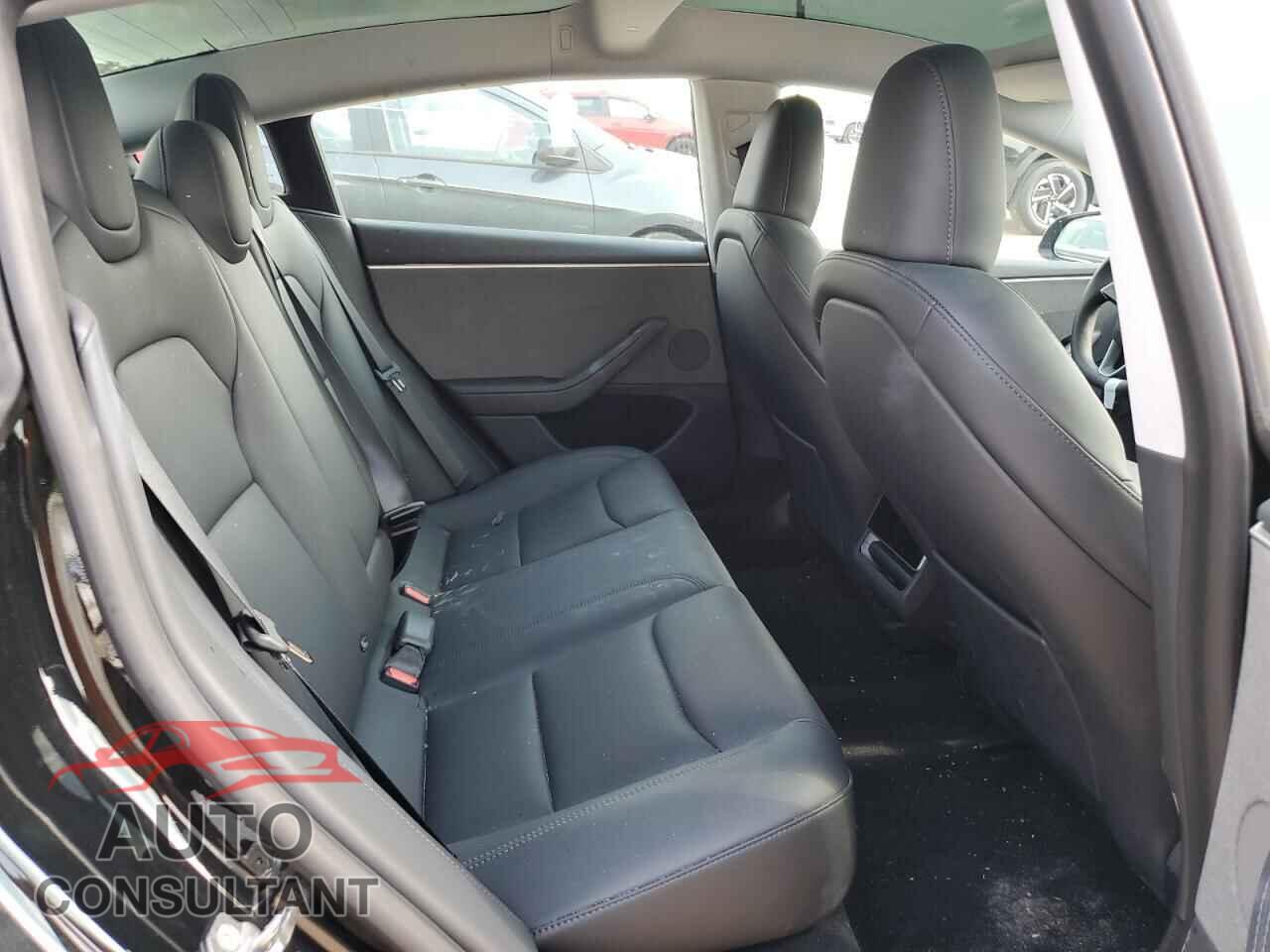 TESLA MODEL 3 2024 - 5YJ3E1EA3RF855991