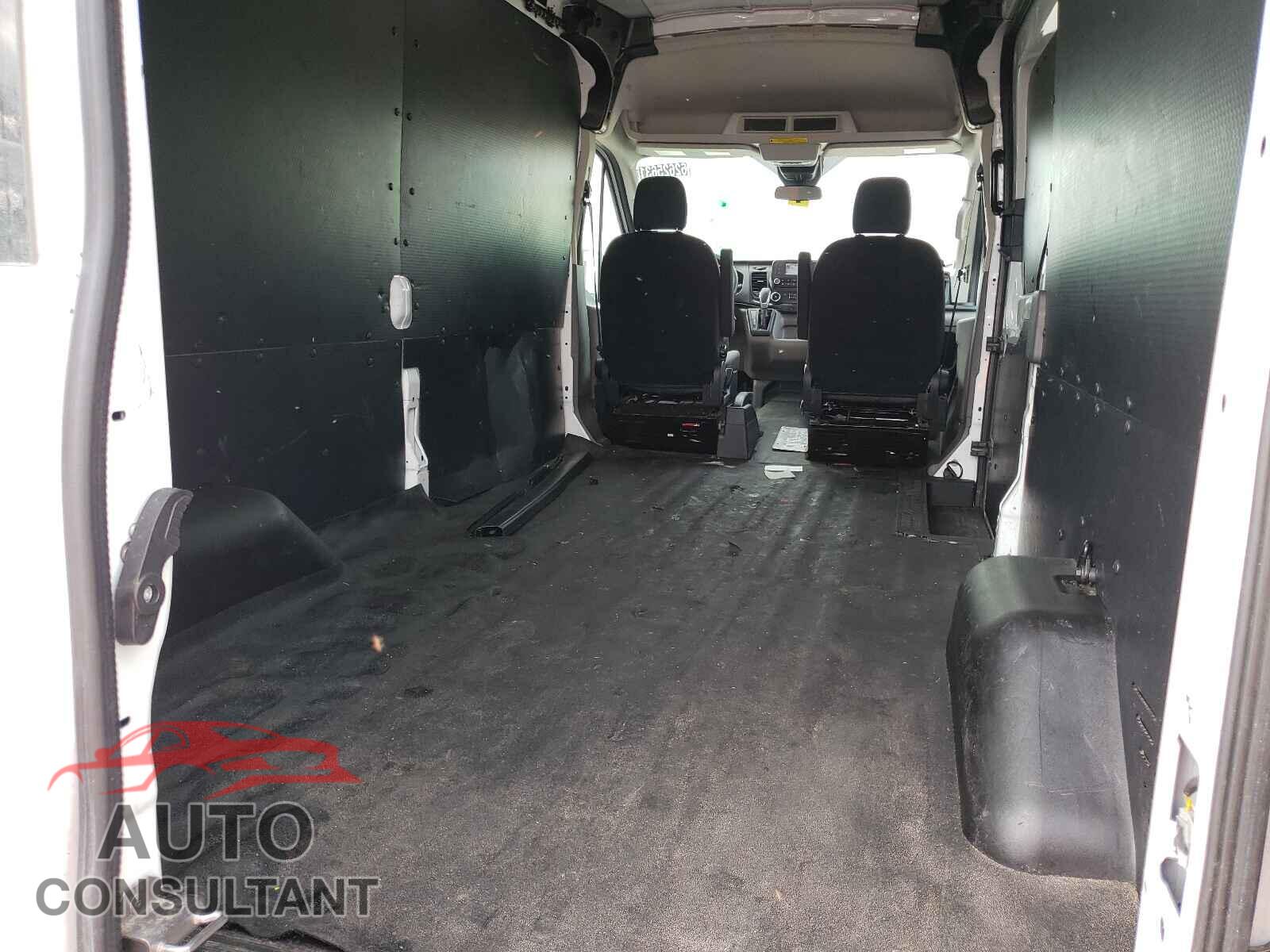 FORD TRANSIT CO 2020 - 1FTBR1C8XLKA51133