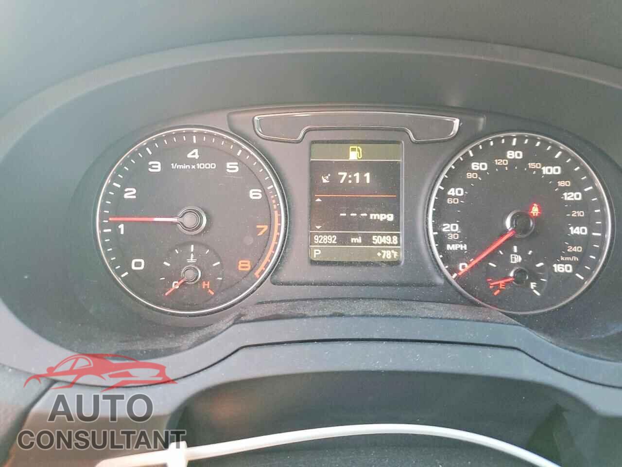 AUDI Q3 2016 - WA1GFCFSXGR009876