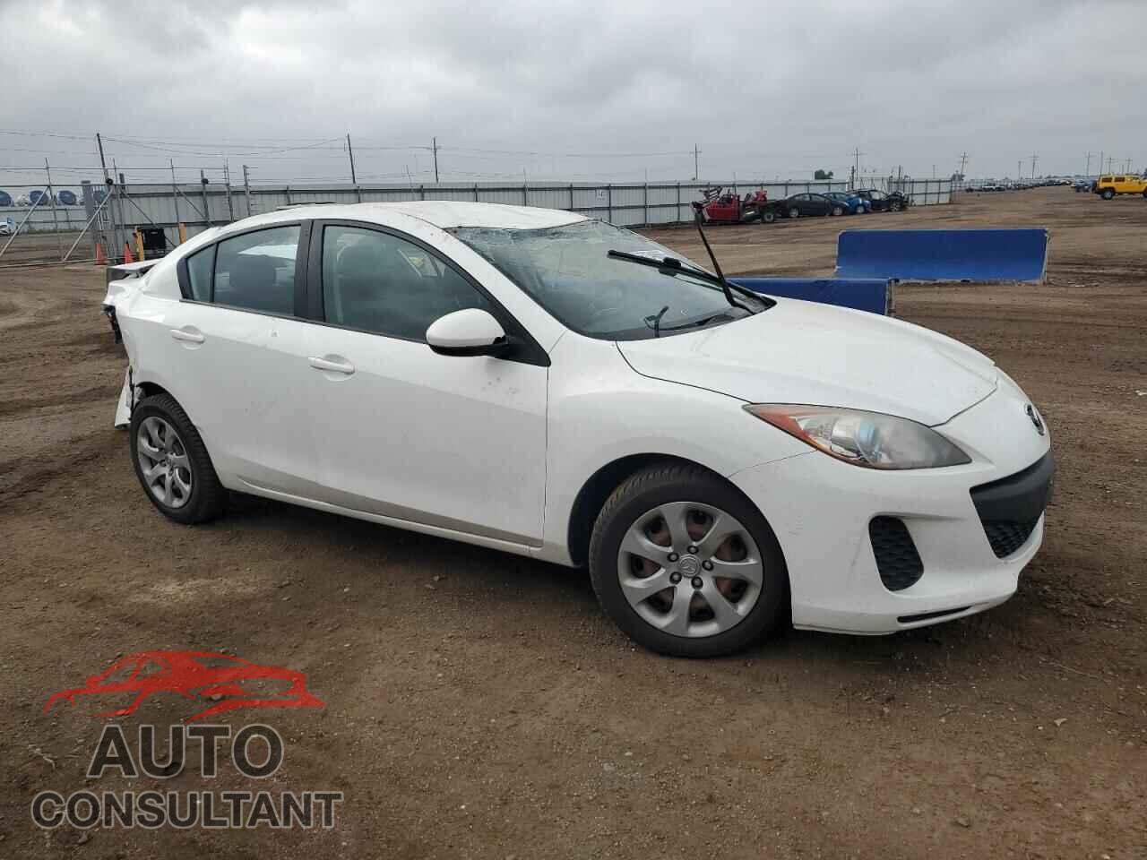 MAZDA 3 2013 - JM1BL1U73D1830646