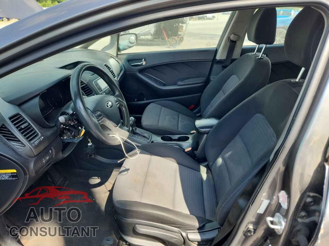 KIA FORTE 2016 - KNAFX4A6XG5478730