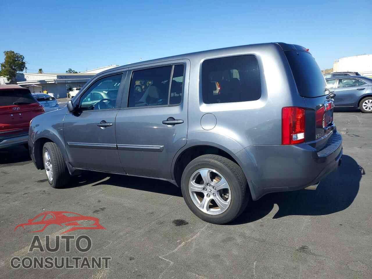 HONDA PILOT 2013 - 5FNYF4H43DB067473