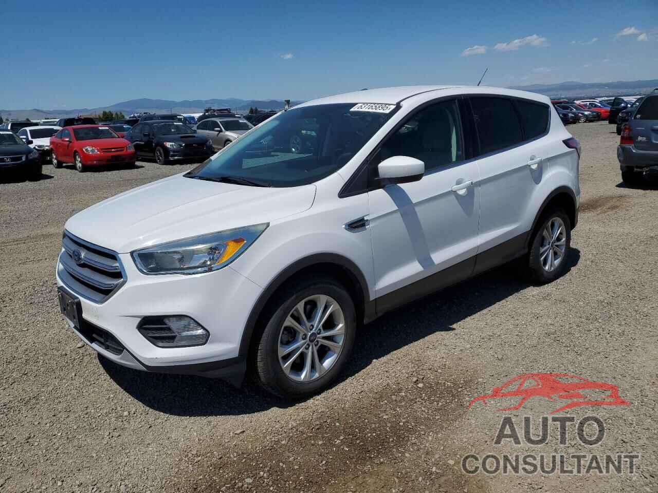 FORD ESCAPE 2017 - 1FMCU9GD3HUD66260