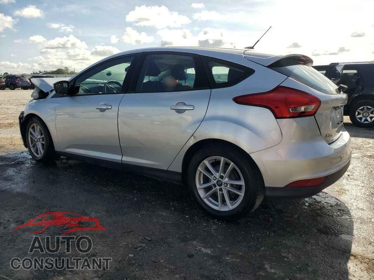 FORD FOCUS 2017 - 1FADP3K29HL208018