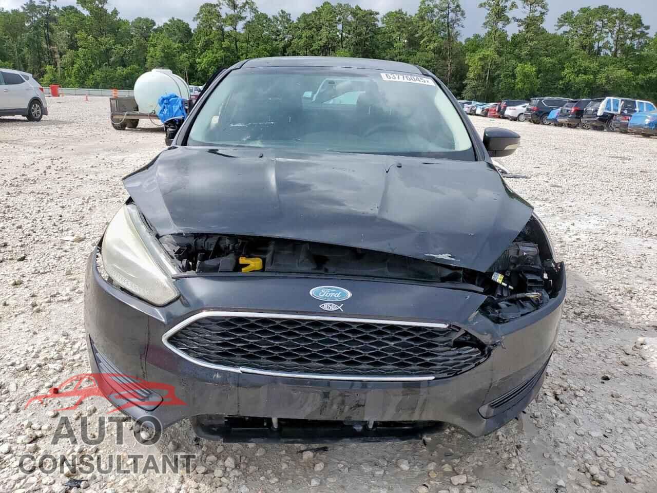 FORD FOCUS 2015 - 1FADP3F21FL261013