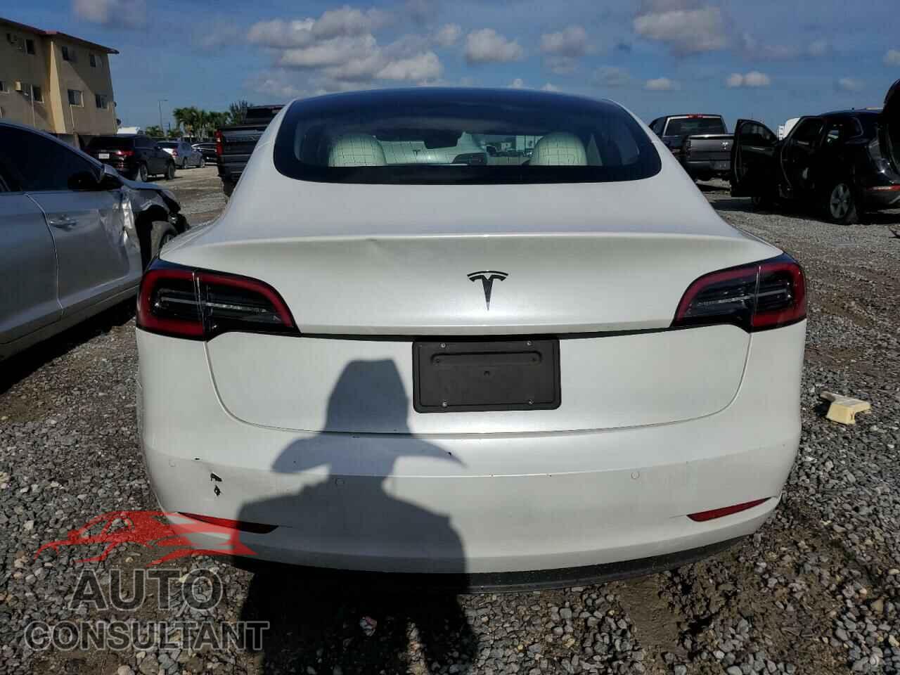 TESLA MODEL 3 2020 - 5YJ3E1EAXLF793478