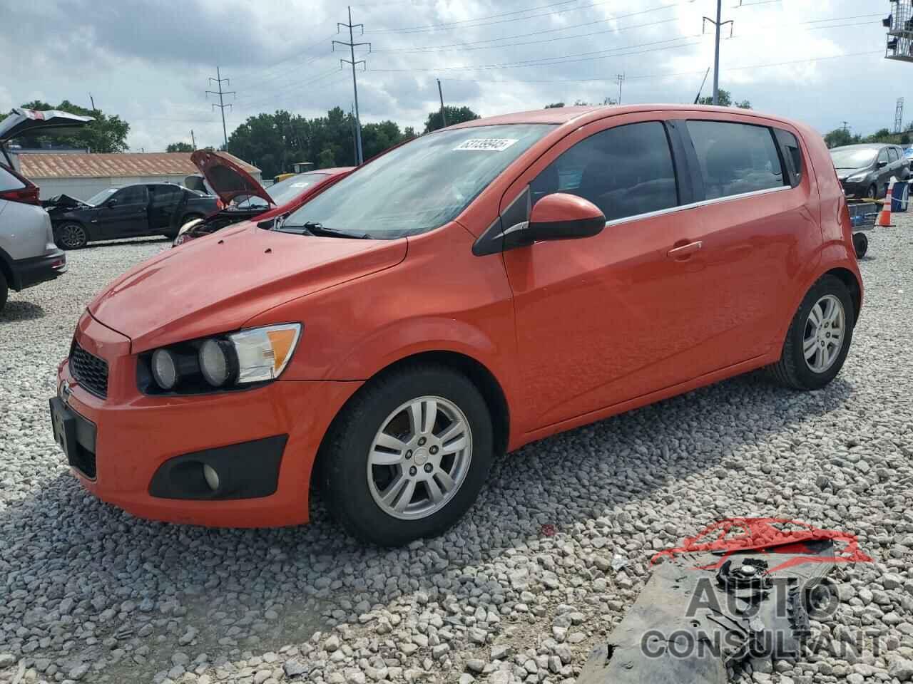 CHEVROLET SONIC 2013 - 1G1JC6SB8D4110539