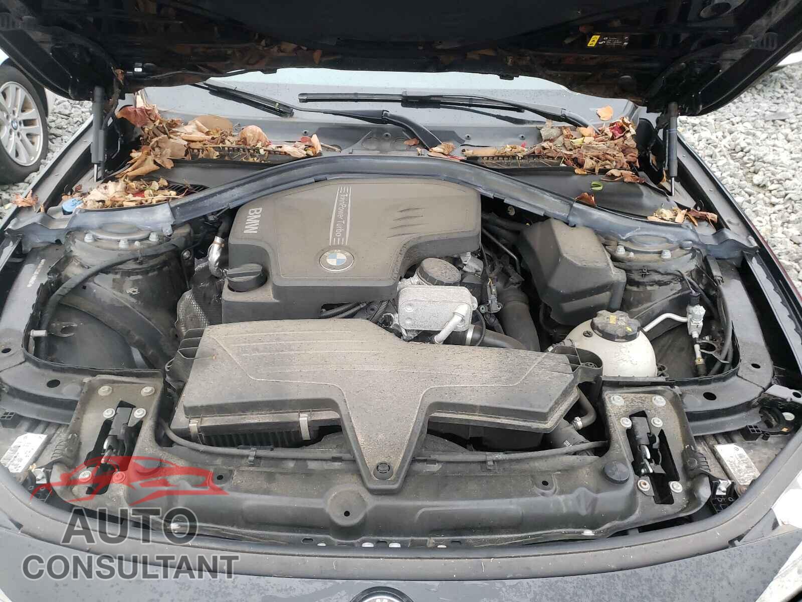 BMW 3 SERIES 2018 - WBA8A3C59JA505567
