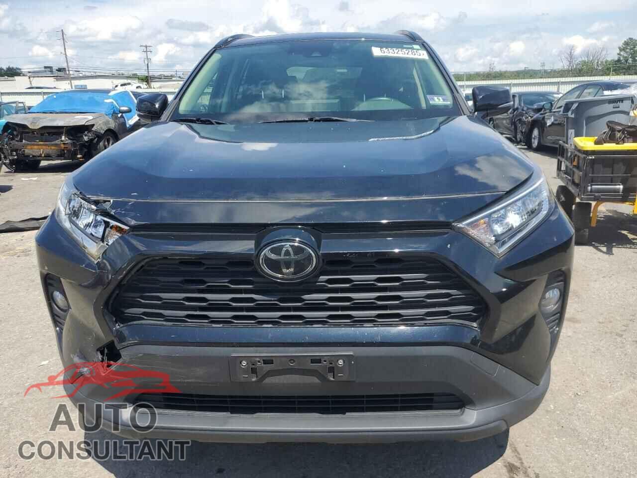 TOYOTA RAV4 2019 - JTMP1RFV3KJ019724