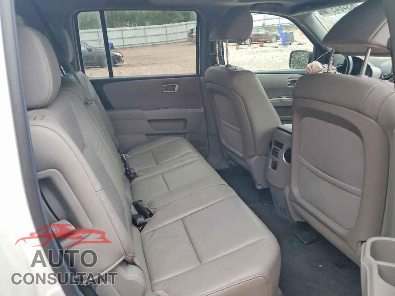 HONDA PILOT 2013 - 5FNYF3H58DB008762