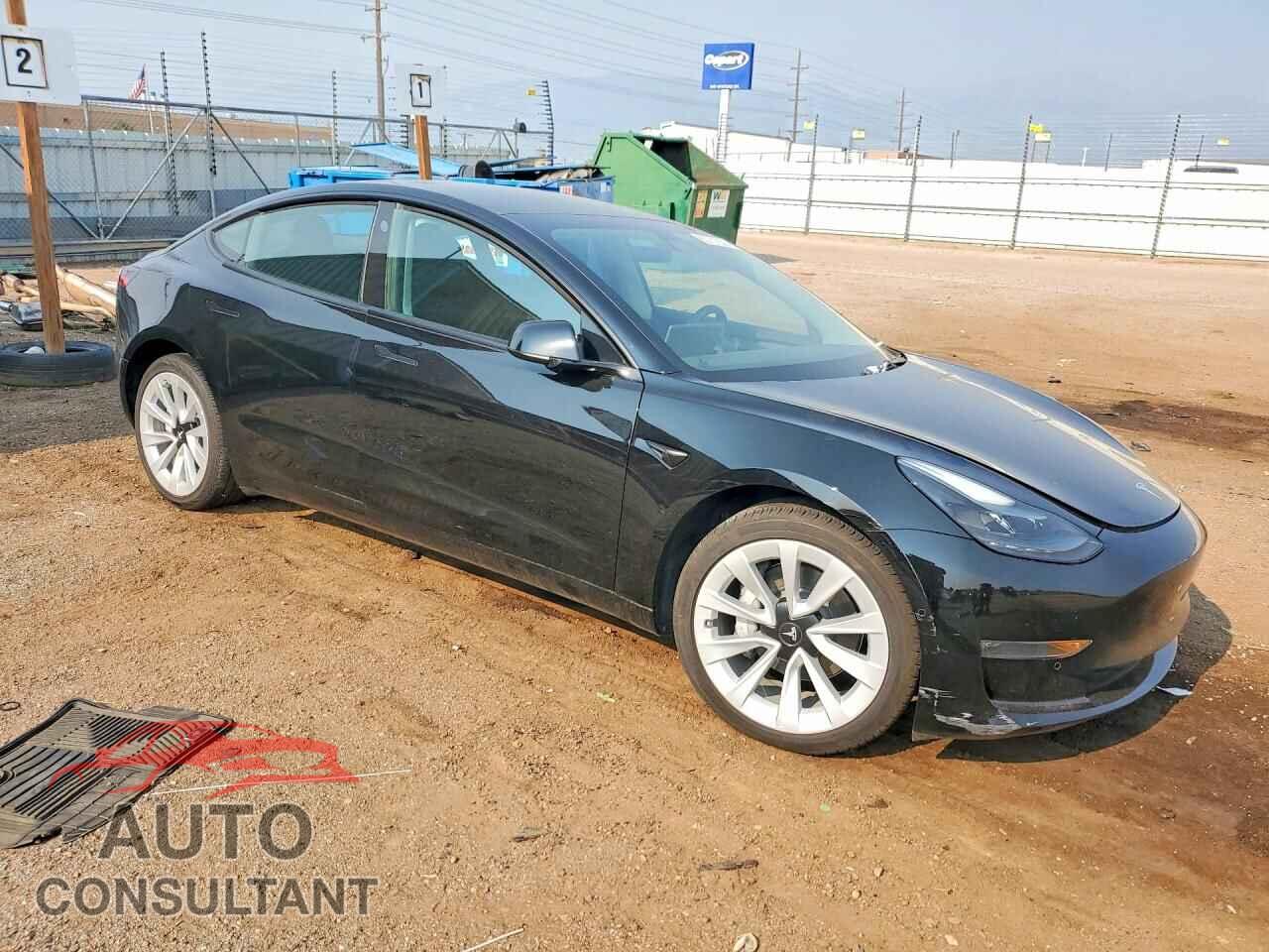 TESLA MODEL 3 2022 - 5YJ3E1EB8NF129403
