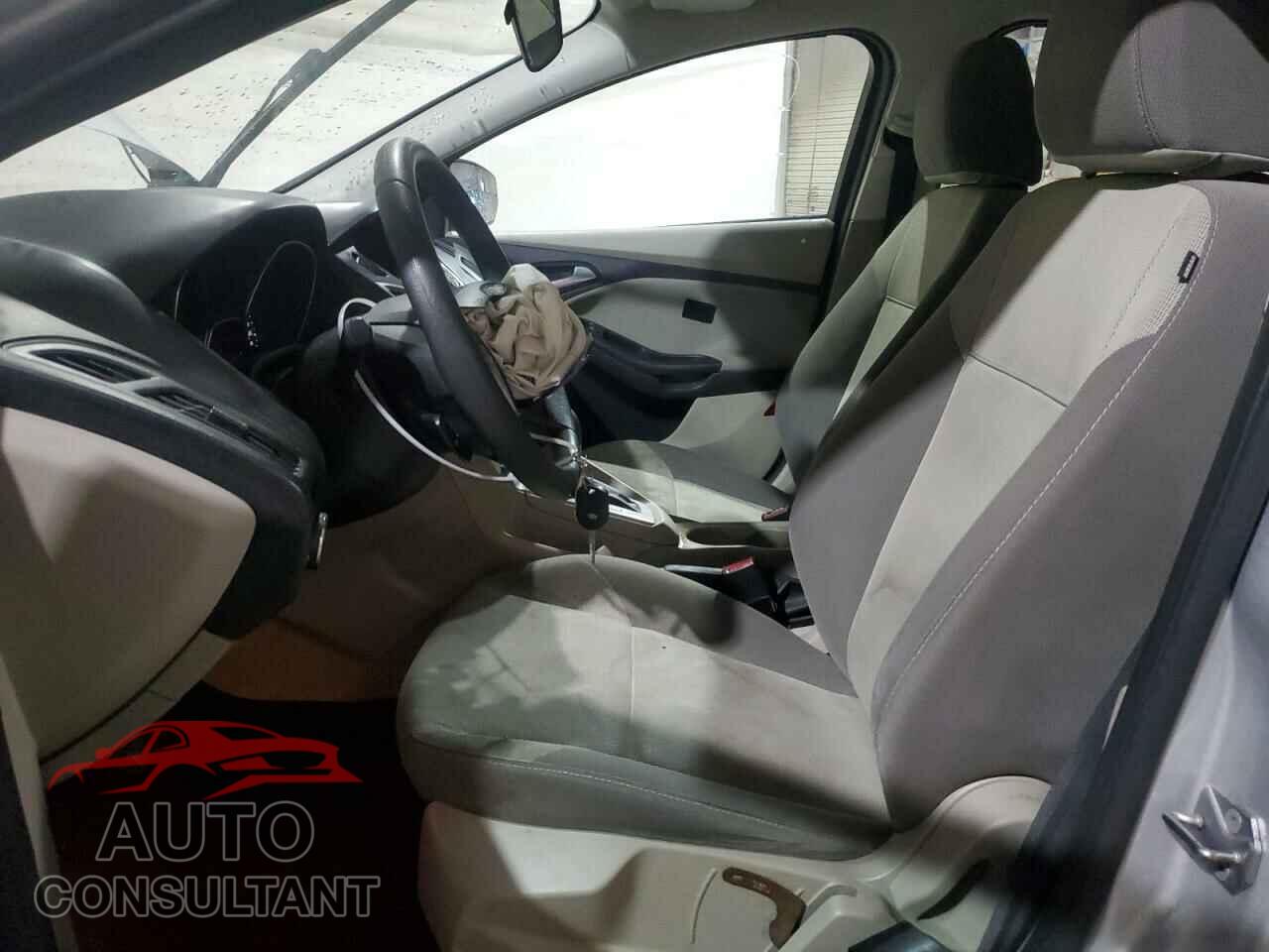 FORD FOCUS 2012 - 1FAHP3F21CL463055