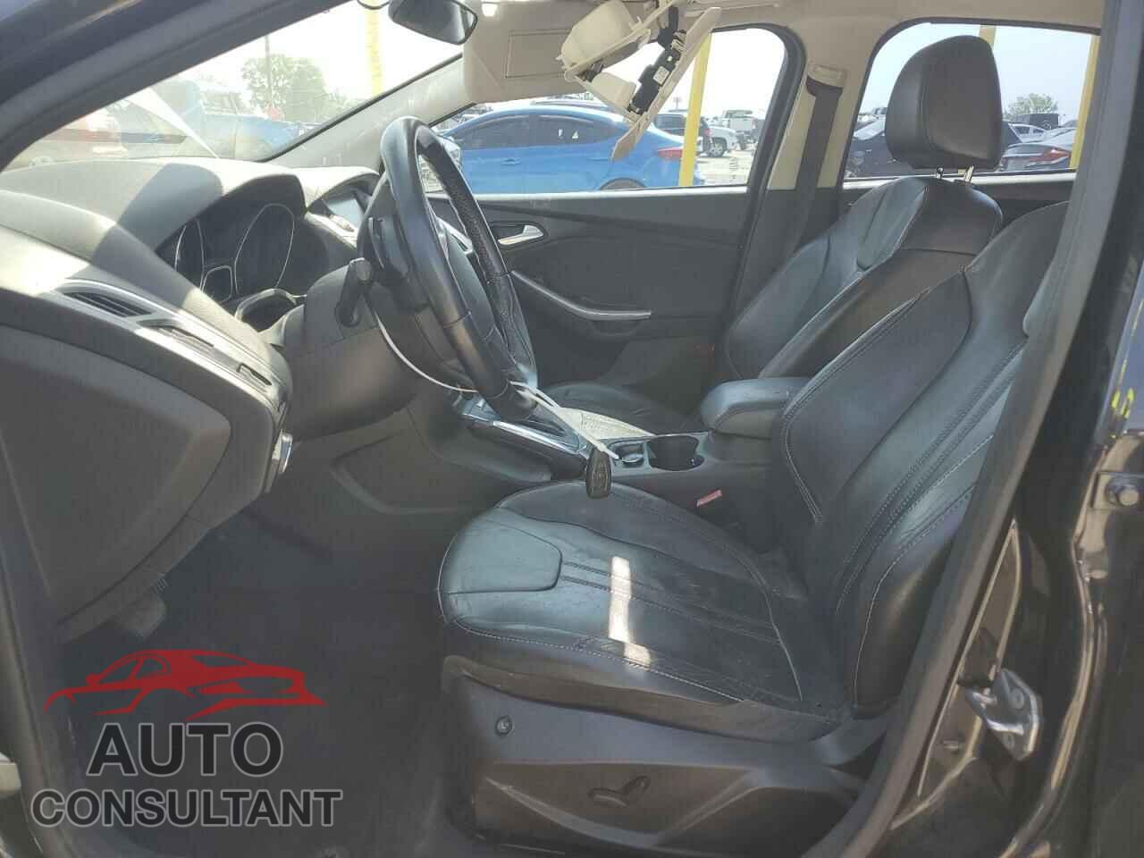 FORD FOCUS 2012 - 1FAHP3N27CL420339