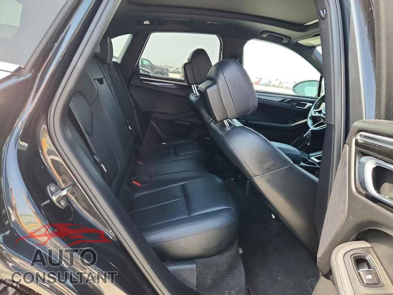 PORSCHE MACAN 2018 - WP1AA2A55JLB07941
