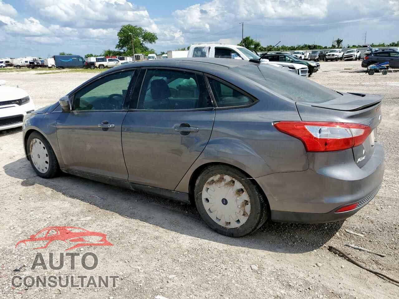 FORD FOCUS 2012 - 1FAHP3F20CL382029