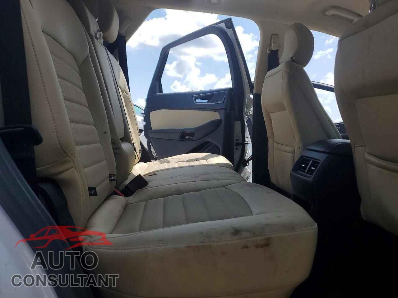 FORD EDGE 2019 - 2FMPK3G96KBC43355