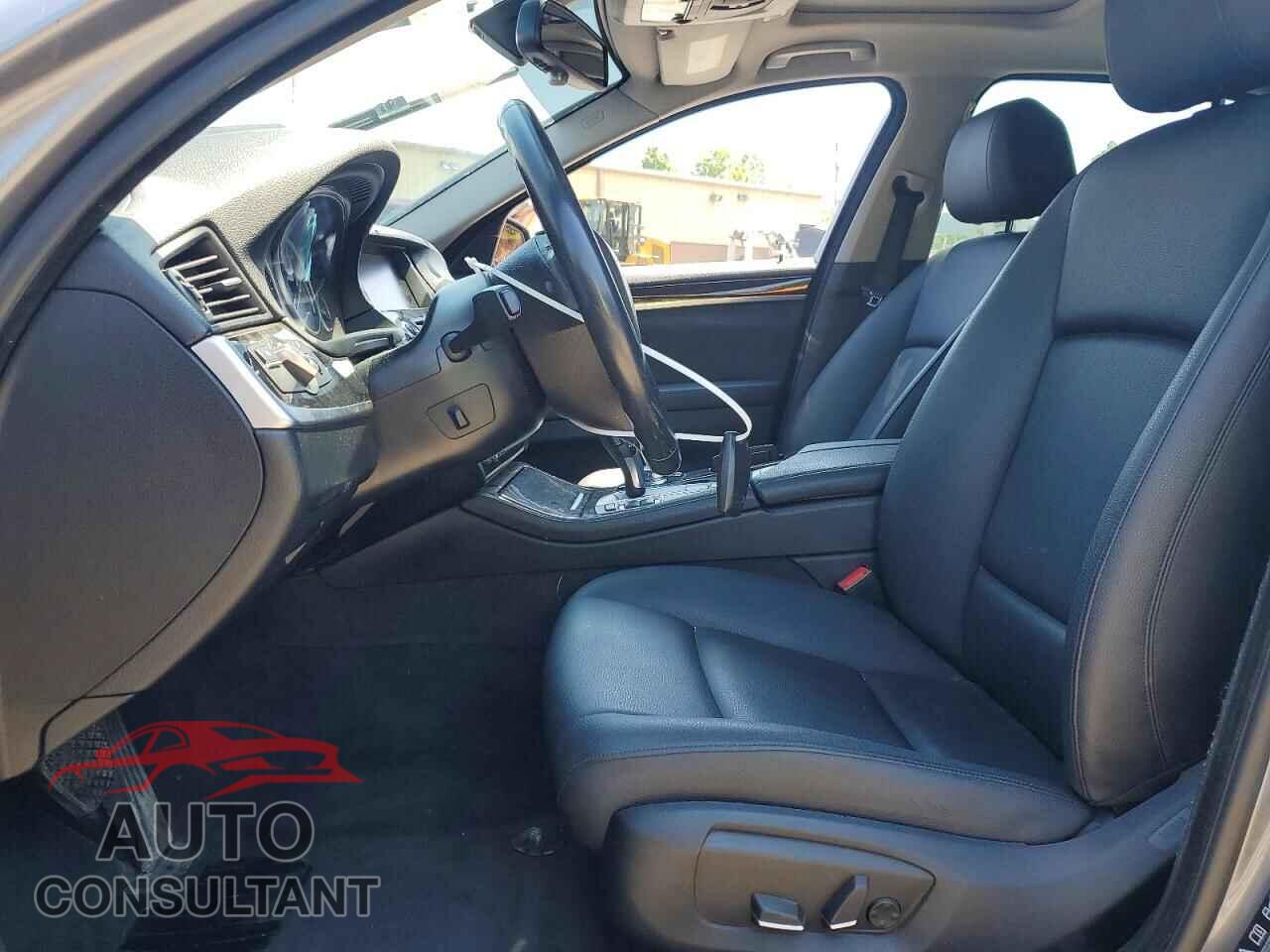 BMW 5 SERIES 2015 - WBA5A7C50FD625256