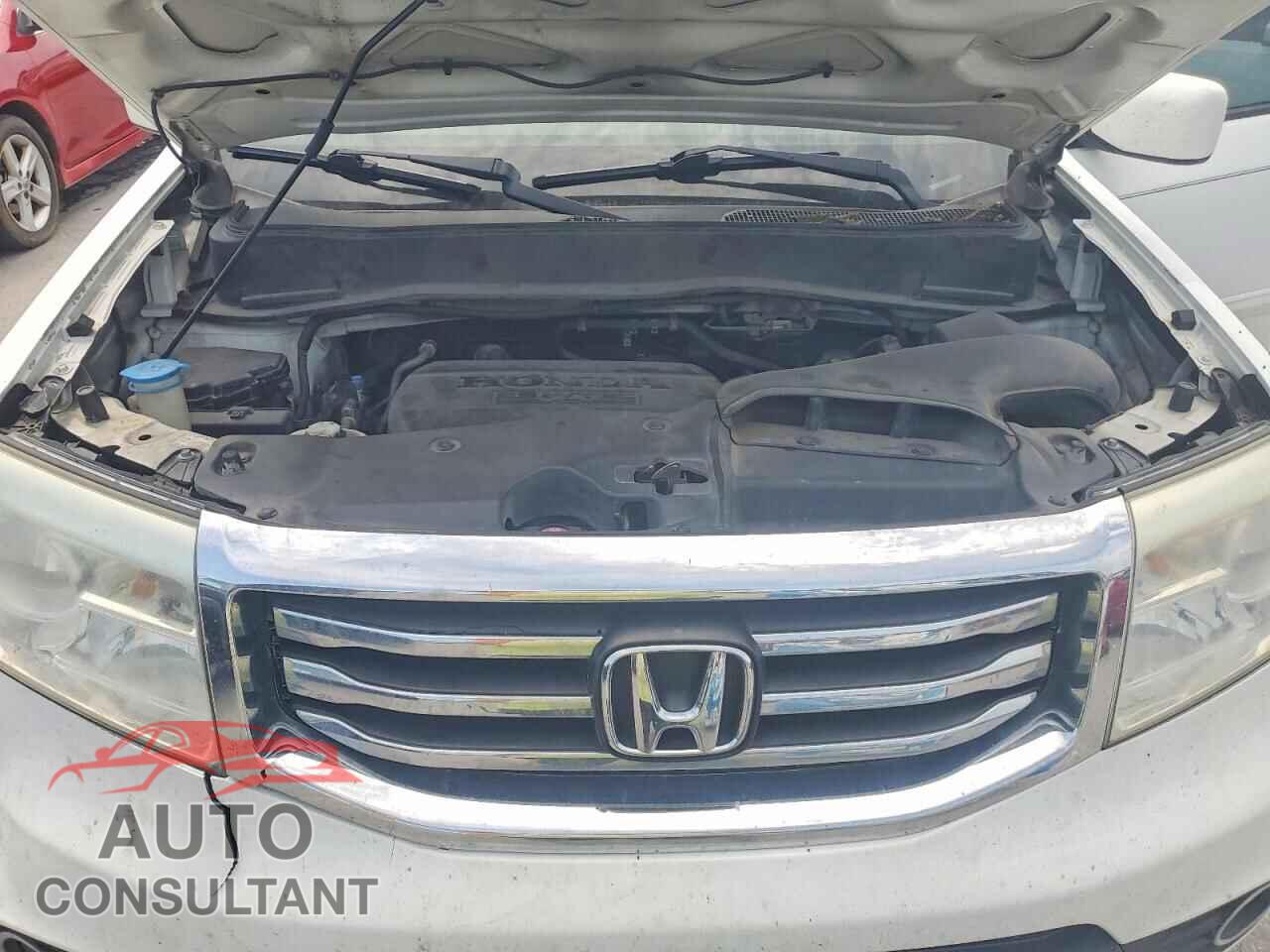 HONDA PILOT 2013 - 5FNYF3H56DB036110