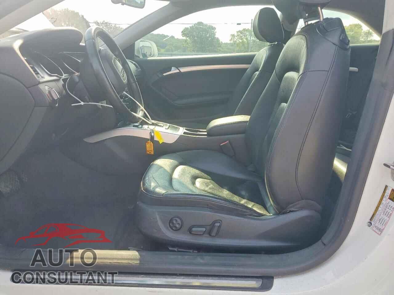 AUDI A5 2012 - WAUCFAFR6CA016724