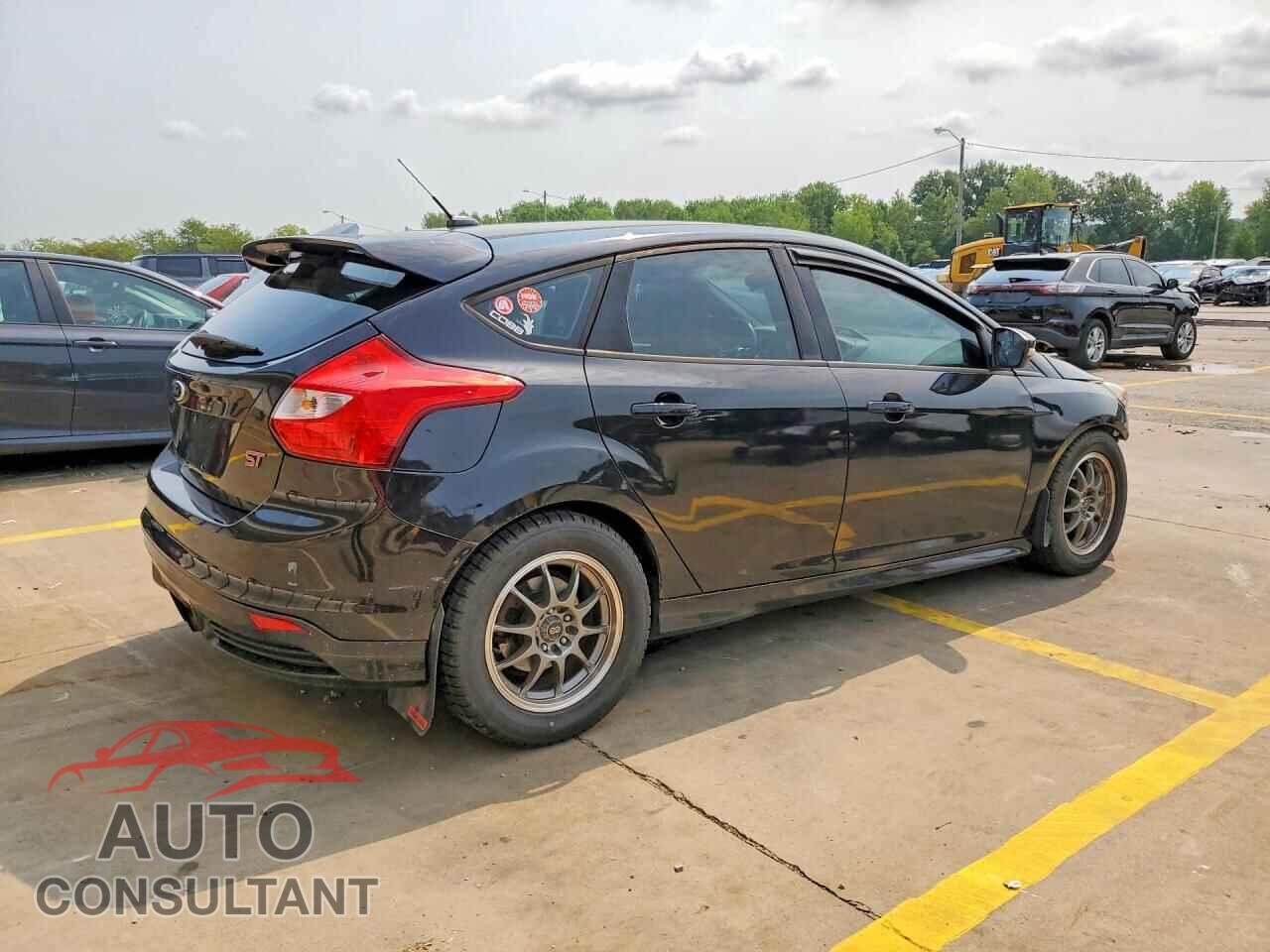FORD FOCUS 2013 - 1FADP3L97DL201901