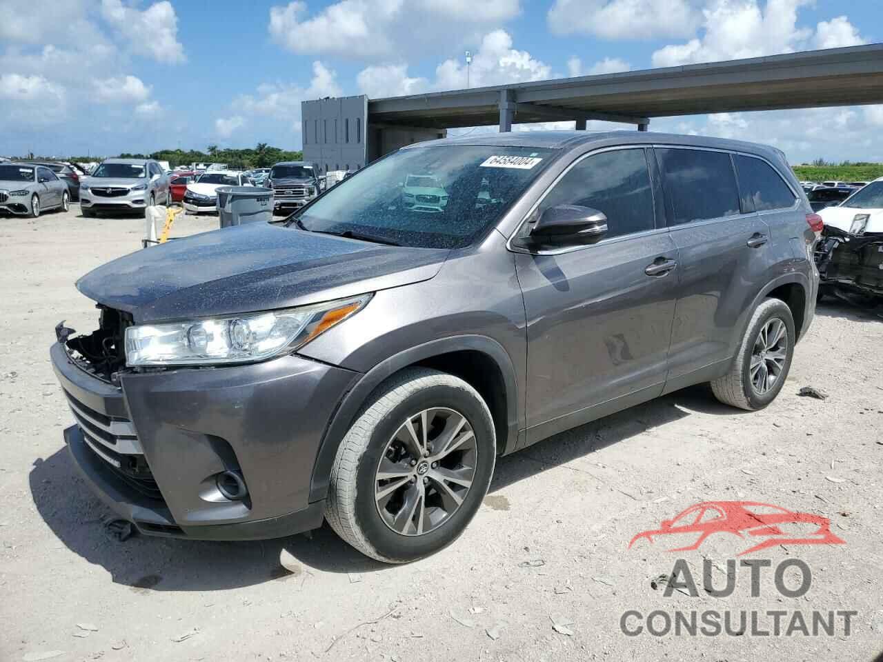 TOYOTA HIGHLANDER 2019 - 5TDZARFH0KS049723