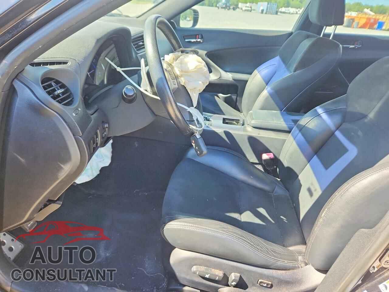 LEXUS IS 2012 - JTHBE5C21C5030134