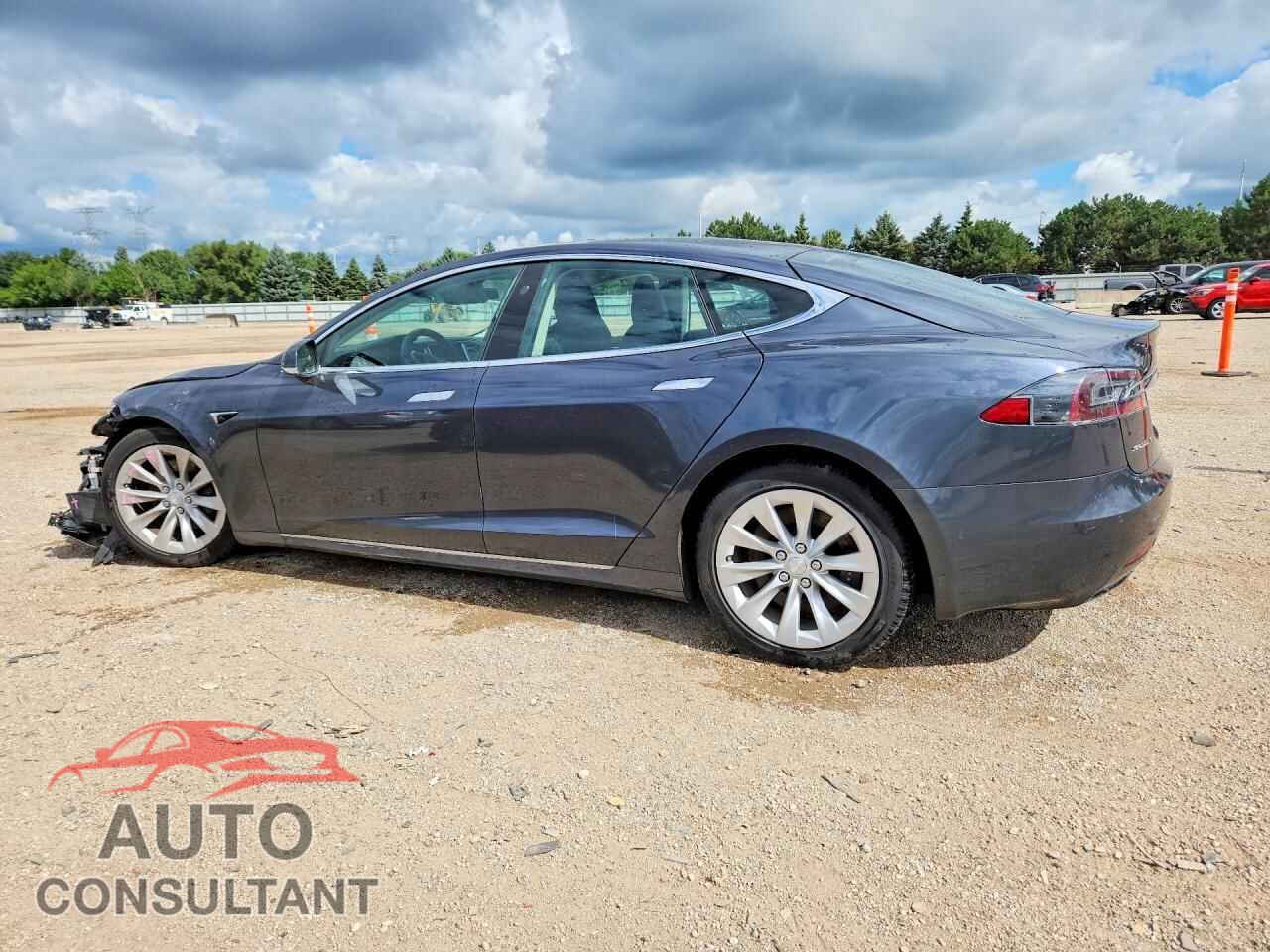 TESLA MODEL S 2017 - 5YJSA1E26HF205504
