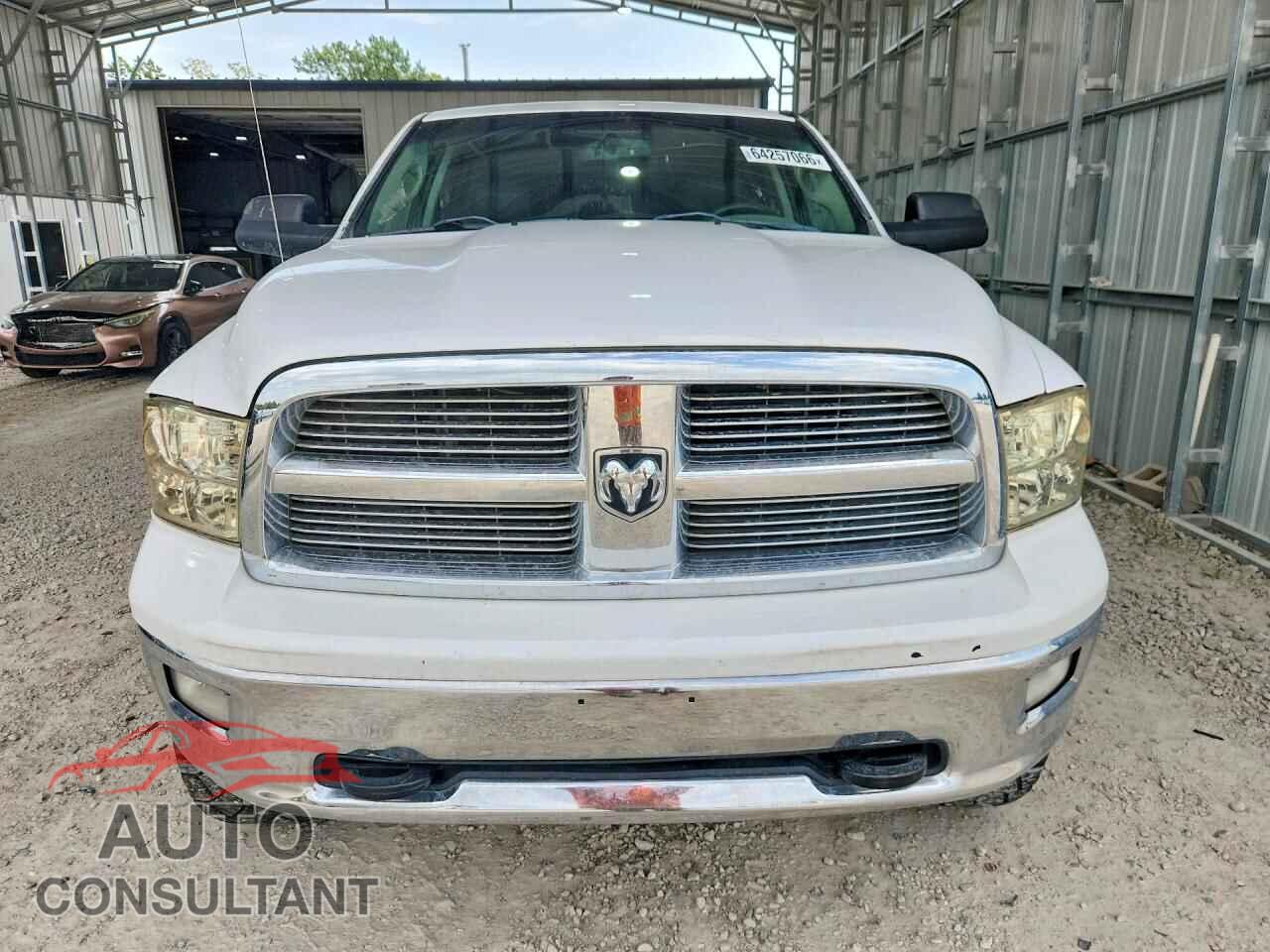 DODGE RAM 1500 2012 - 1C6RD7LT4CS188127