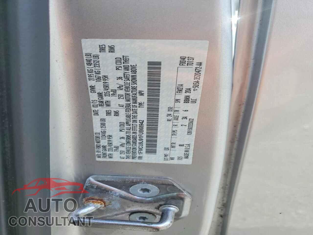 FORD ESCAPE 2015 - 1FMCU9J91FUB68942