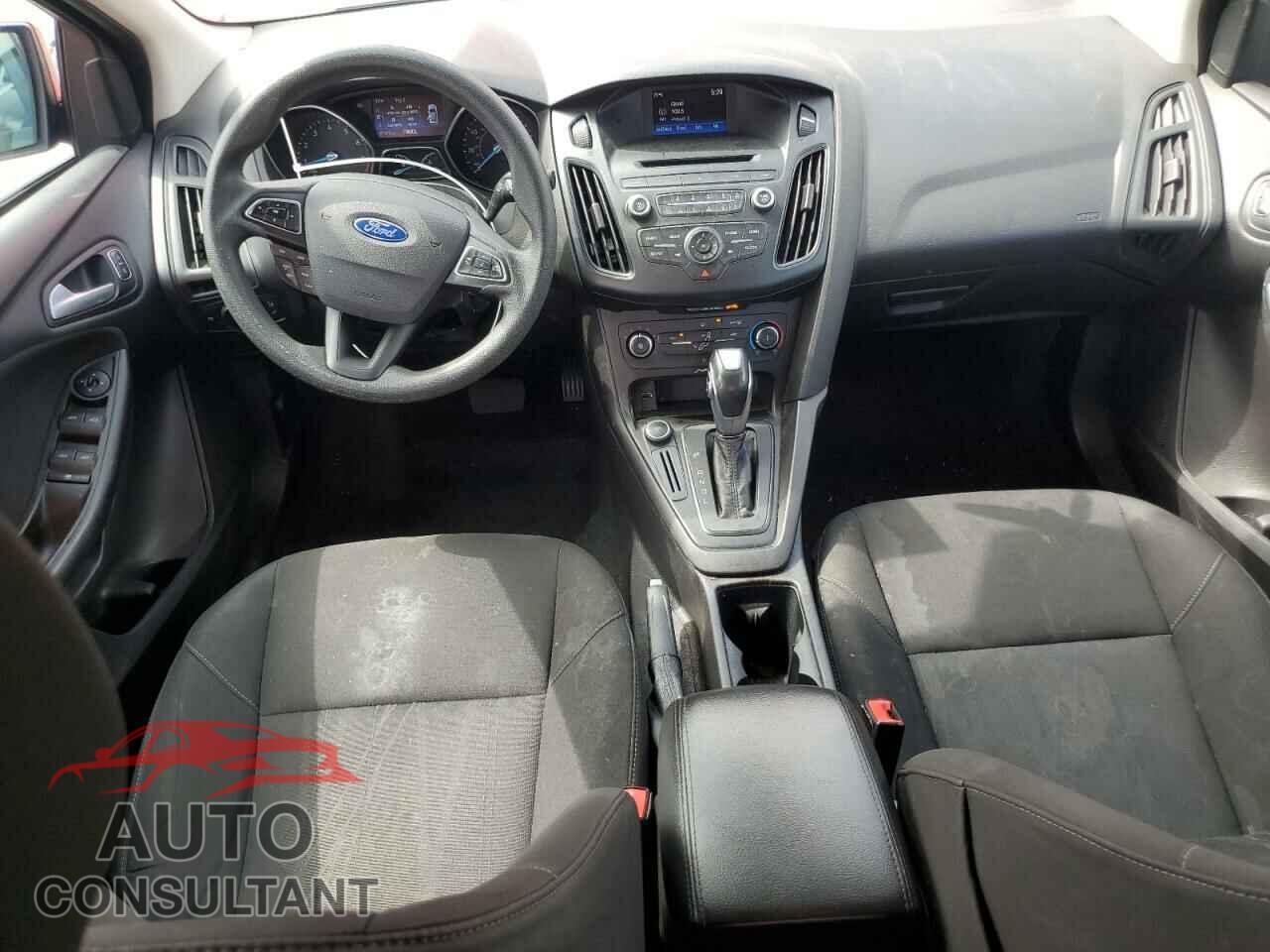 FORD FOCUS 2015 - 1FADP3F20FL203765