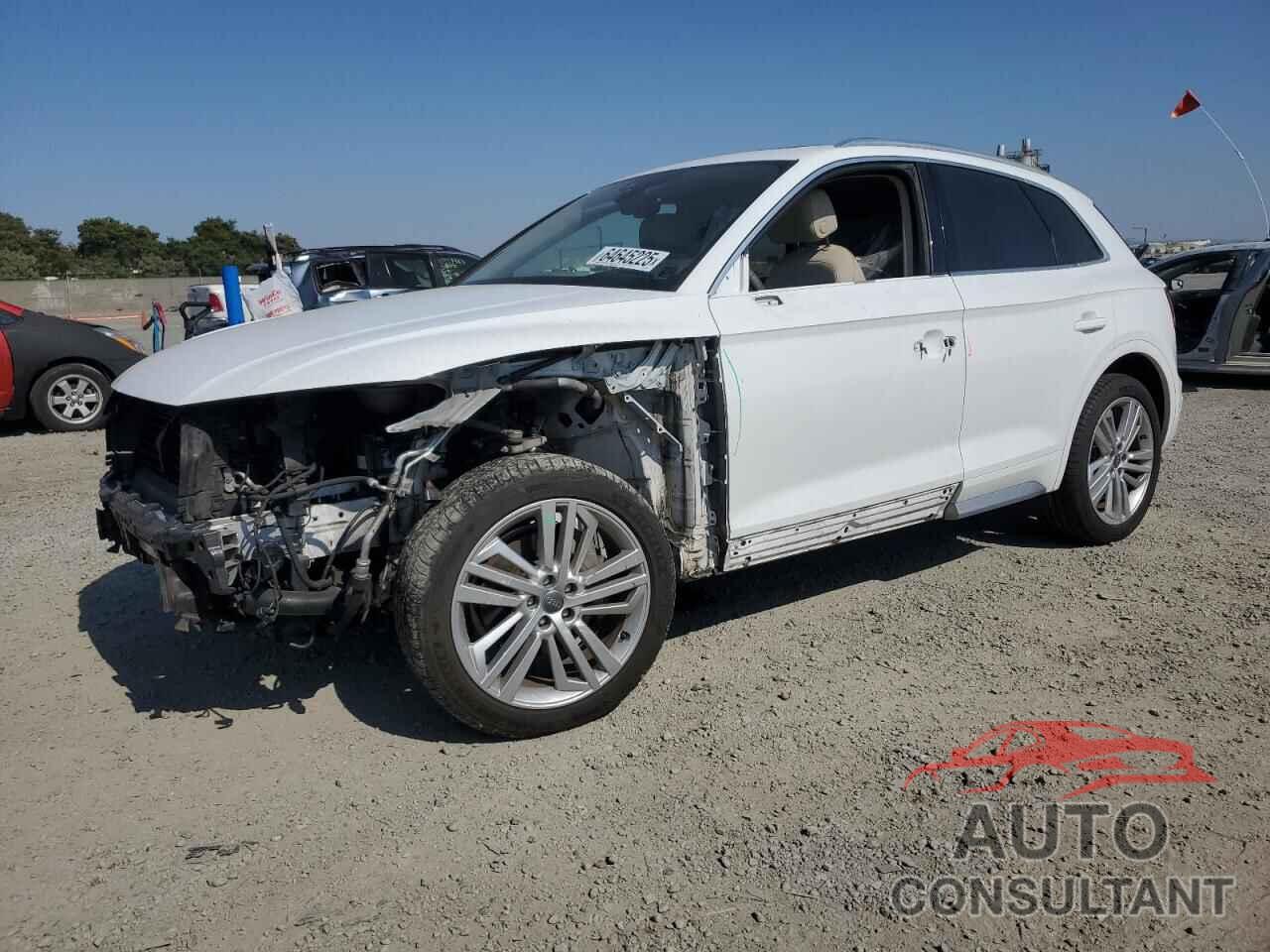 AUDI Q5 2018 - WA1CNAFY6J2056171